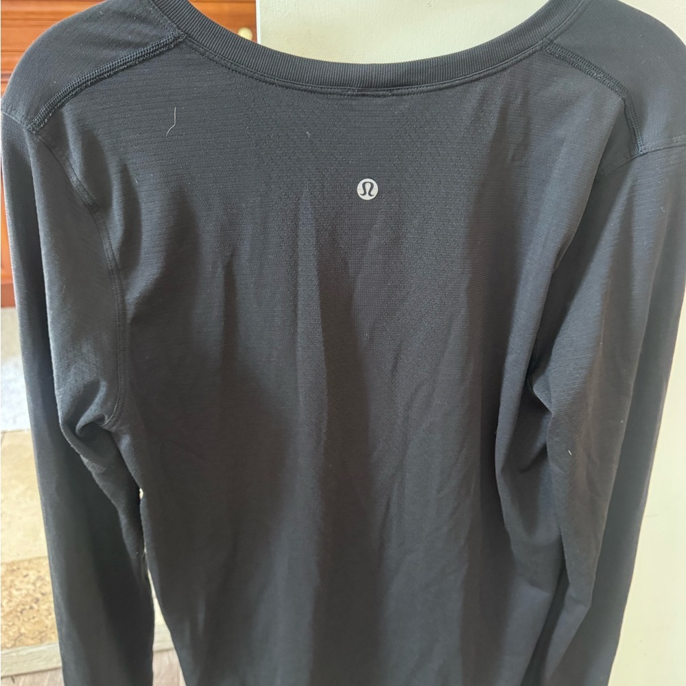 lululemon athletica Black Long Sleeve Tee